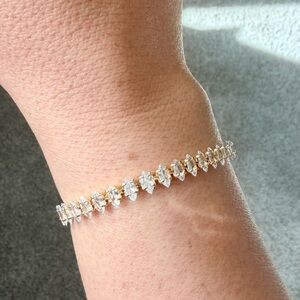 Gold plated Bracelet with zirconias